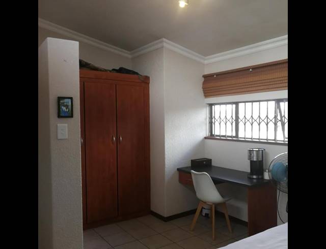 1 BEDROOM APARTMENT FOR SALE IN HATFIELD